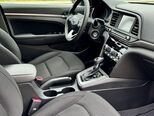 Hyundai Elantra-11