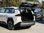 Toyota RAV4-16