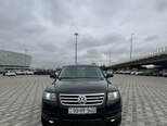 Volkswagen Touareg-1