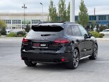 Porsche Cayenne GTS-6