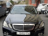 Mercedes E 220-1