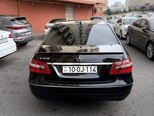 Mercedes E 220-2