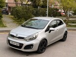 Kia Rio-5