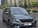 Kia Carnival-1