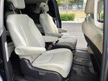 Kia Carnival-13