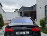 Audi A6-4