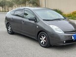 Toyota Prius-7