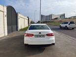 Toyota Camry-11