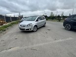 Opel Zafira-1