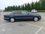 Mercedes E 240-6