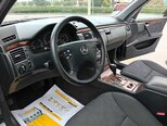 Mercedes E 240-10