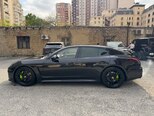 Porsche Panamera GTS-6
