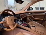 Porsche Panamera GTS-7