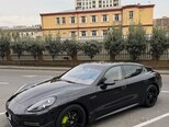 Porsche Panamera GTS-17