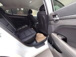 Hyundai Elantra-15