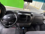 Ford Transit-14