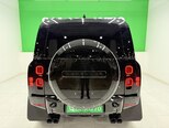 Land Rover Defender-5