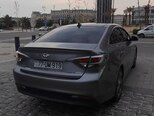 Hyundai Sonata-10