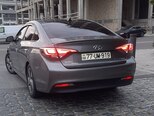 Hyundai Sonata-6
