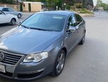 Volkswagen Passat-2