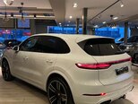Porsche Cayenne-6
