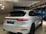 Porsche Cayenne-7