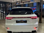 Porsche Cayenne-5