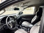Mitsubishi L200-9