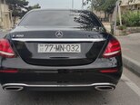 Mercedes E 300-8
