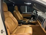 Porsche Cayenne GTS-14