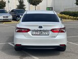 Toyota Camry-5