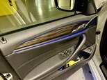 BMW 530e-11