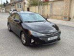 Hyundai Elantra-3