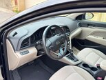 Hyundai Elantra-11
