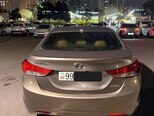 Hyundai Elantra-2