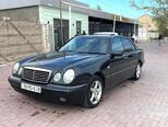 Mercedes E 280-4