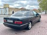 Mercedes E 280-16