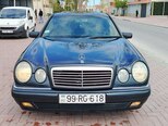 Mercedes E 280-1