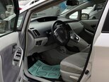 Toyota Prius-8