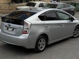 Toyota Prius-4