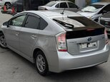 Toyota Prius-5