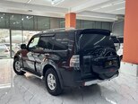 Mitsubishi Pajero-9