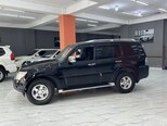 Mitsubishi Pajero-6