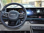 Kia Carnival-6