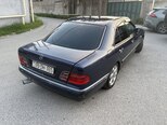 Mercedes E 220-7