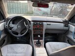 Mercedes E 220-4