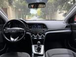 Hyundai Elantra-17