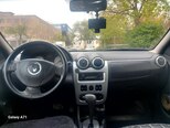 Renault Logan-5