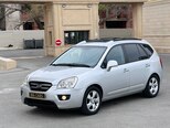 Kia Carens-24