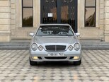 Mercedes E 240-3